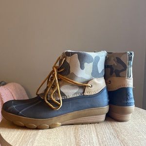 Sherry Duck Boots